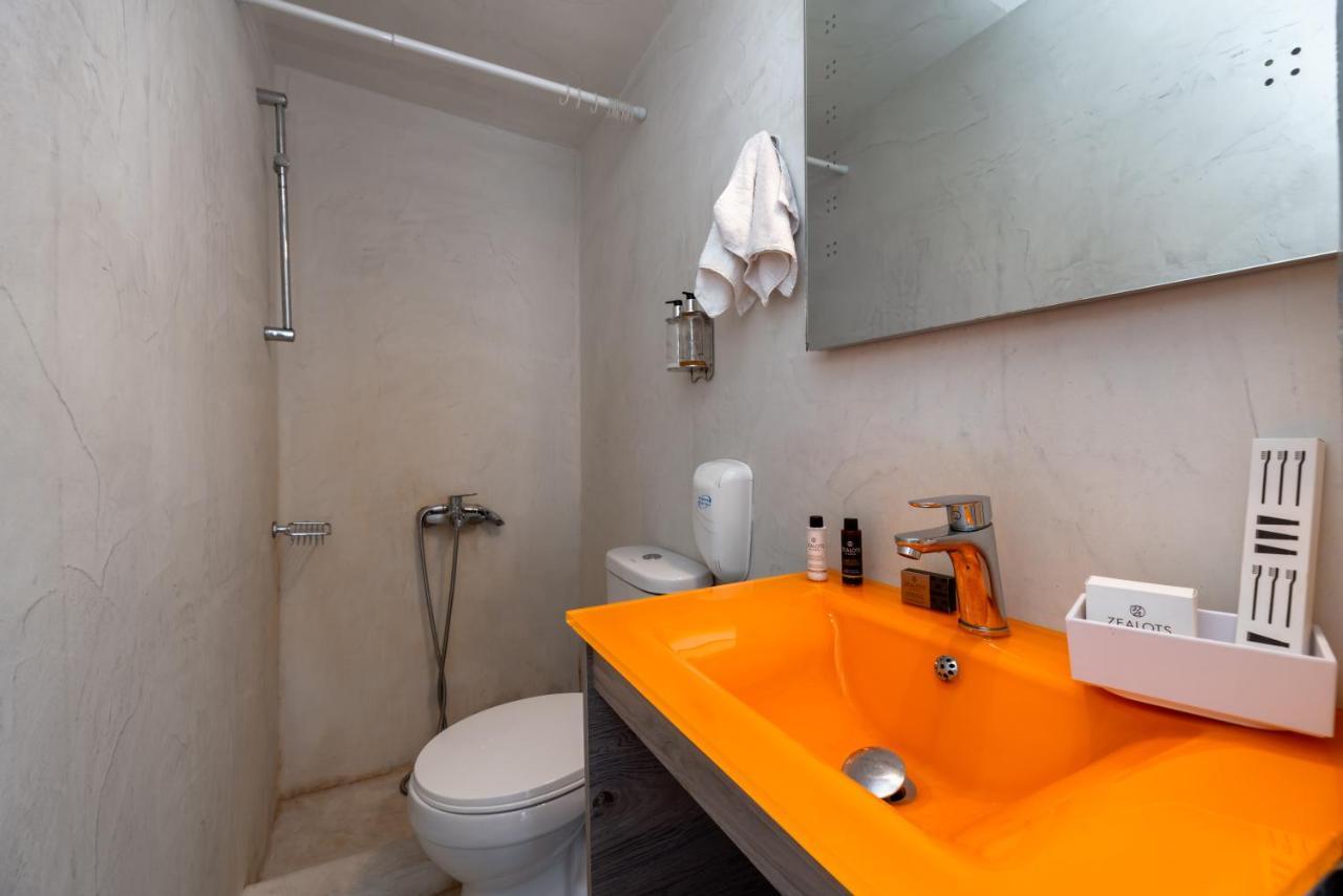 Katris Apartments ฟิรา ภายนอก รูปภาพ
