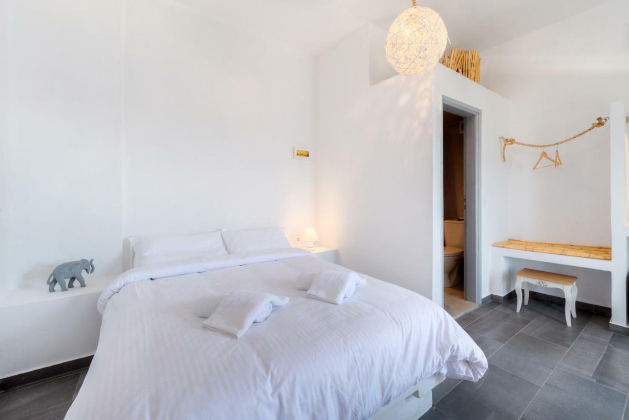 Katris Apartments ฟิรา ภายนอก รูปภาพ